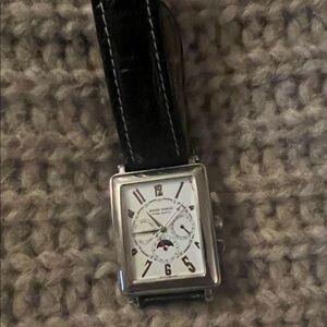 Luxury/Classic Silver & Black Oversized Tank Watch